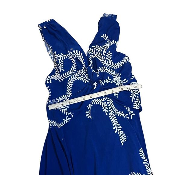 Elegant Blue halter Maxi Dress - Picture 5 of 8